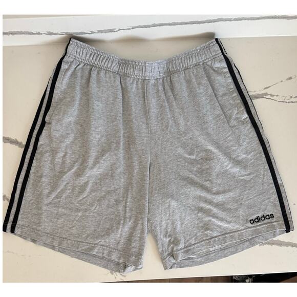 Adidas Men's Workout Casual Shorts 3 Stripe Size XL Gray - Picture 1 of 5